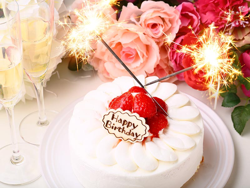 大切なあの人 ご家族 お友達のお誕生日や記念日のお祝いにケーキやお花をご注文いただけます 箕面観光ホテル 癒しの温泉宿 旅館 公式 大江戸温泉物語グループ